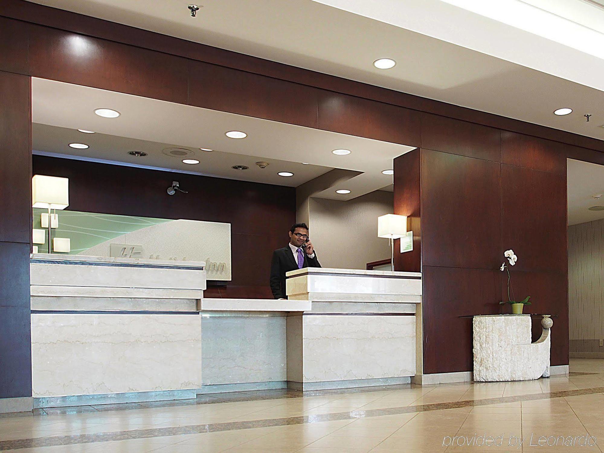 Holiday Inn & Suites Winnipeg Downtown By Ihg Exterior foto