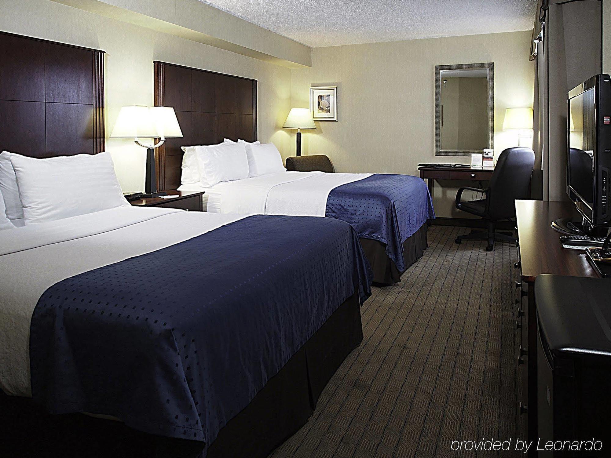 Holiday Inn & Suites Winnipeg Downtown By Ihg Exterior foto